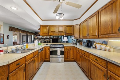 Privately positioned on Lake Mabel, this rare lakefront offering - photo 10