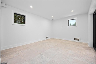 Welcome to coastal luxury redefined. This brand-new custom - photo 8