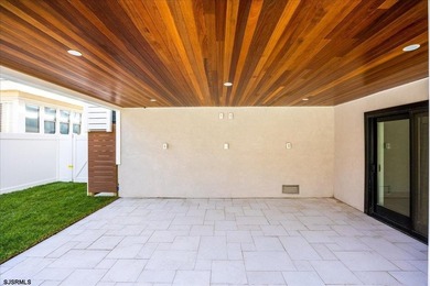 Welcome to coastal luxury redefined. This brand-new custom - photo 9