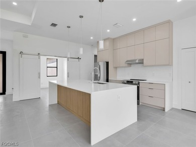 Brand-new 2026 construction offering 3 bedrooms plus a versatile - photo 11
