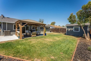 Move-in ready & beautifully updated, this stunning 4BD/2BA San - photo 14