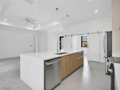 Brand-new 2026 construction offering 3 bedrooms plus a versatile - photo 15