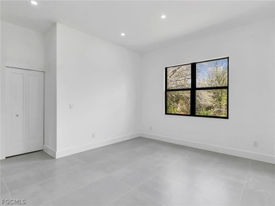 Brand-new 2026 construction offering 3 bedrooms plus a versatile - photo 20
