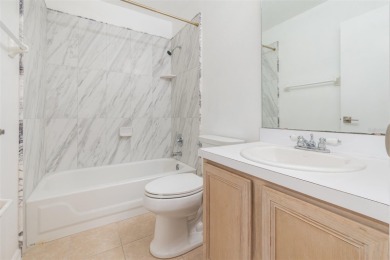 Golfer's Paradise! Situated in the quiet golf community of - photo 21