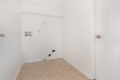 Golfer's Paradise! Situated in the quiet golf community of - photo 26