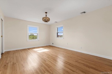 Welcome to 530 Washington Boulevard, a beautifully maintained - photo 26