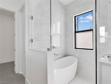 Brand-new 2026 construction offering 3 bedrooms plus a versatile - photo 28