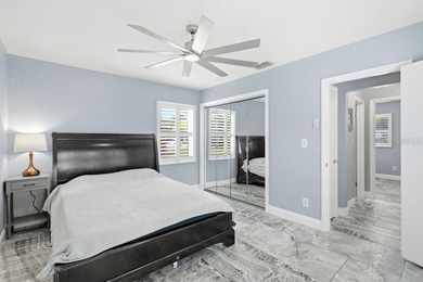 Rarely available LAKEFRONT living in the highly desirable - photo 31