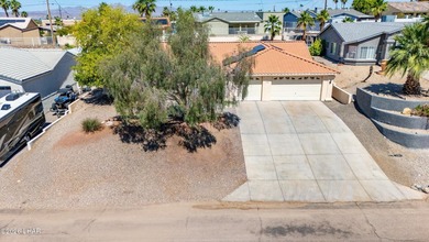 Energy-efficient solar pool home with 4 bedrooms, 3 bathrooms - photo 32