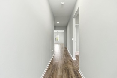 Check out this awesome 3 bed/2 bath home located just minutes - photo 3