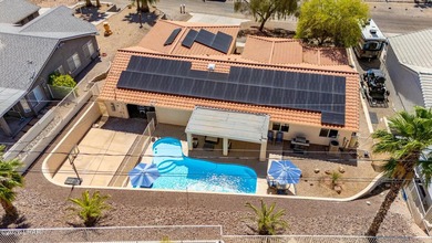 Energy-efficient solar pool home with 4 bedrooms, 3 bathrooms - photo 33