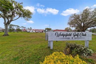 Golfer's Paradise! Situated in the quiet golf community of - photo 33