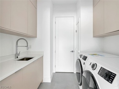 Brand-new 2026 construction offering 3 bedrooms plus a versatile - photo 35