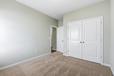 Check out this awesome 3 bed/2 bath home located just minutes - photo 9