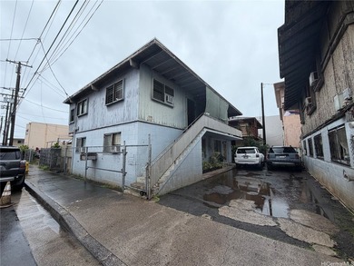 Industrial-zoned income producing property in Kalihi with strong - photo 2