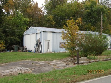 (private lake, pond, creek) Home For Sale in Paris Kentucky