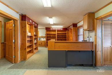 Prime commercial opportunity in a highly visible and easily - photo 6