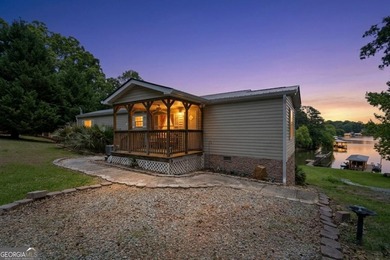 AMAZING VALUE ON LAKE SINCLAIR! STUNNING LOT - HUGE VIEWS! This - photo 1