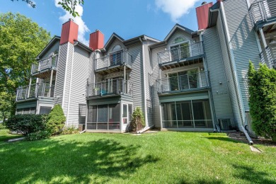 Lake Townhome/Townhouse For Sale in Madison, Wisconsin
