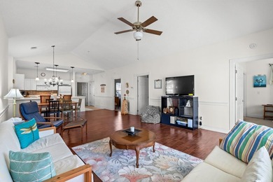Welcome to 4870 Dahlia Ct, a well-maintained 3BR/2BA condo in - photo 12