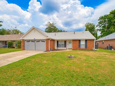 1565 Meadowbrook Ct brings together comfort, convenience, and - photo 2