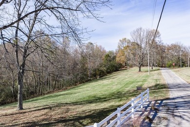 Discover the perfect blend of privacy, scenery, and opportunity - photo 12