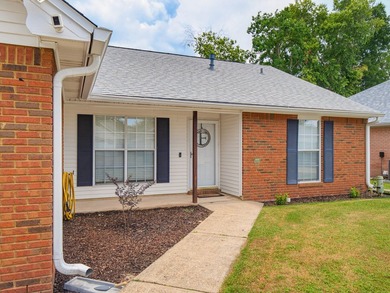 1565 Meadowbrook Ct brings together comfort, convenience, and - photo 3