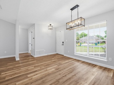 1565 Meadowbrook Ct brings together comfort, convenience, and - photo 6