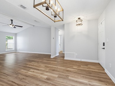1565 Meadowbrook Ct brings together comfort, convenience, and - photo 8