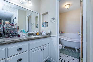 Welcome to 712 Pebble Beach Place, located in Westhampton - photo 24
