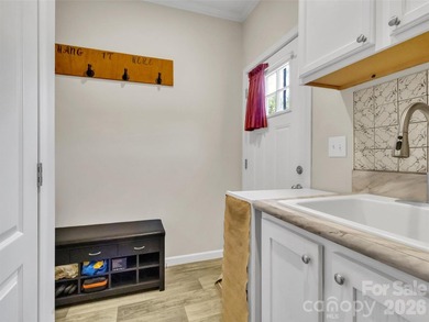 Enjoy the rare opportunity to own a beautiful mountain - photo 25