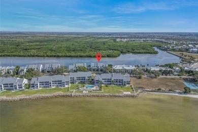 Fabulous Waterfront Community of Little Harbor. This 2 bedroom 2 - photo 46