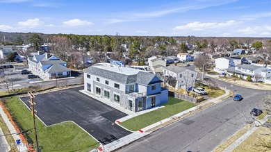 Versatile mixed-use property offering approximately 10,000 sq ft - photo 10