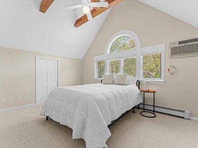 Custom-built Lakefront Home with Direct Lake Access - photo 20
