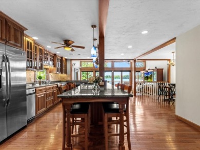 Custom-built Lakefront Home with Direct Lake Access - photo 8