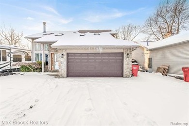 Lake Saint Clair Home For Sale in Harrison Township Michigan