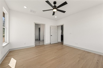 Stunning modern luxury new construction with breathtaking Ozark - photo 26