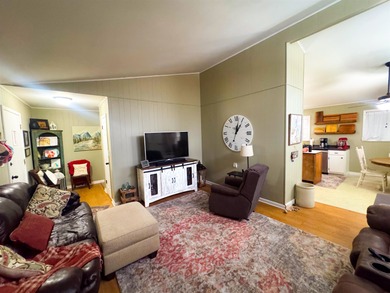Welcome to 9 Pagosa Drive in Cherokee Village - a centrally - photo 5