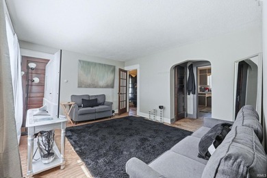*Great investment opportunity with this well-maintained duplex - photo 2