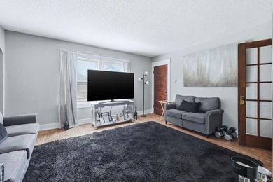 *Great investment opportunity with this well-maintained duplex - photo 9