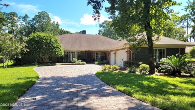 Lake Home ActiveUnderContr in Ponte Vedra Beach, Florida