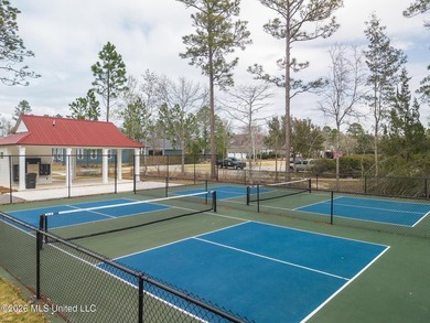 Luxury doesn't have to mean more square footage. This nearly-new - photo 31