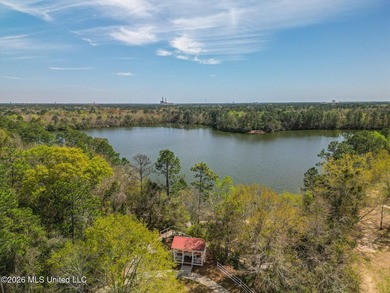 Luxury doesn't have to mean more square footage. This nearly-new - photo 35
