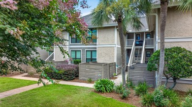 FURNISHED! GOLF CART INCLUDED! BAY, MARINA & GOLF COURSE VIEWS! - photo 4