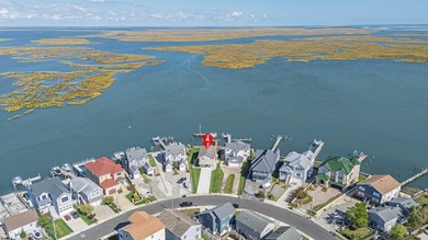 Bayfront boaters' paradise. Welcome to 1411 East Shore - photo 7