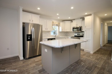Brand new construction in a well maintained Adult Community, all - photo 16