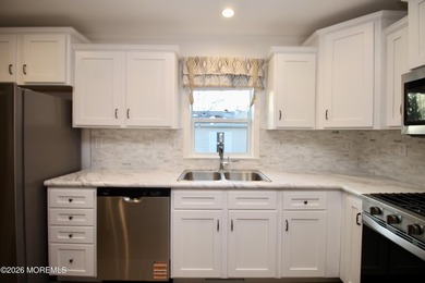 Brand new construction in a well maintained Adult Community, all - photo 17