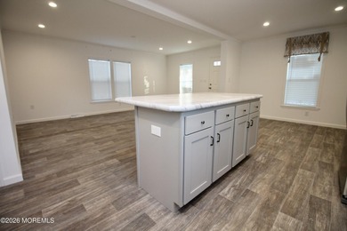 Brand new construction in a well maintained Adult Community, all - photo 19