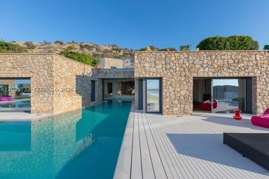 VILLA - Costa Smeralda - Sardinia, Italy Perched above the - photo 31