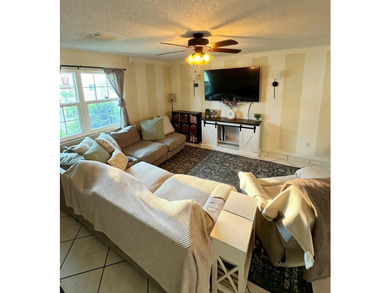 Walk to the beach from this charming 2-bedroom, 2.5-bath - photo 8